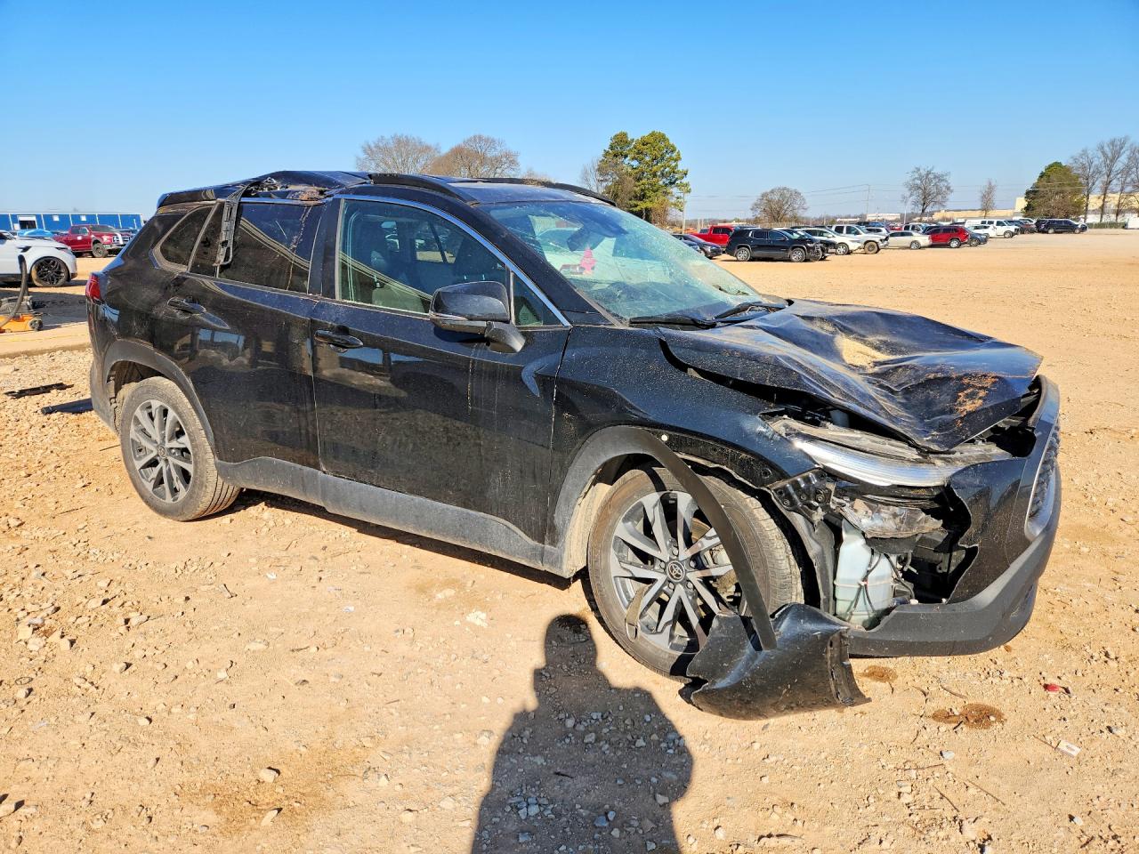 2022 TOYOTA COROLLA CROSS XLE photo 4