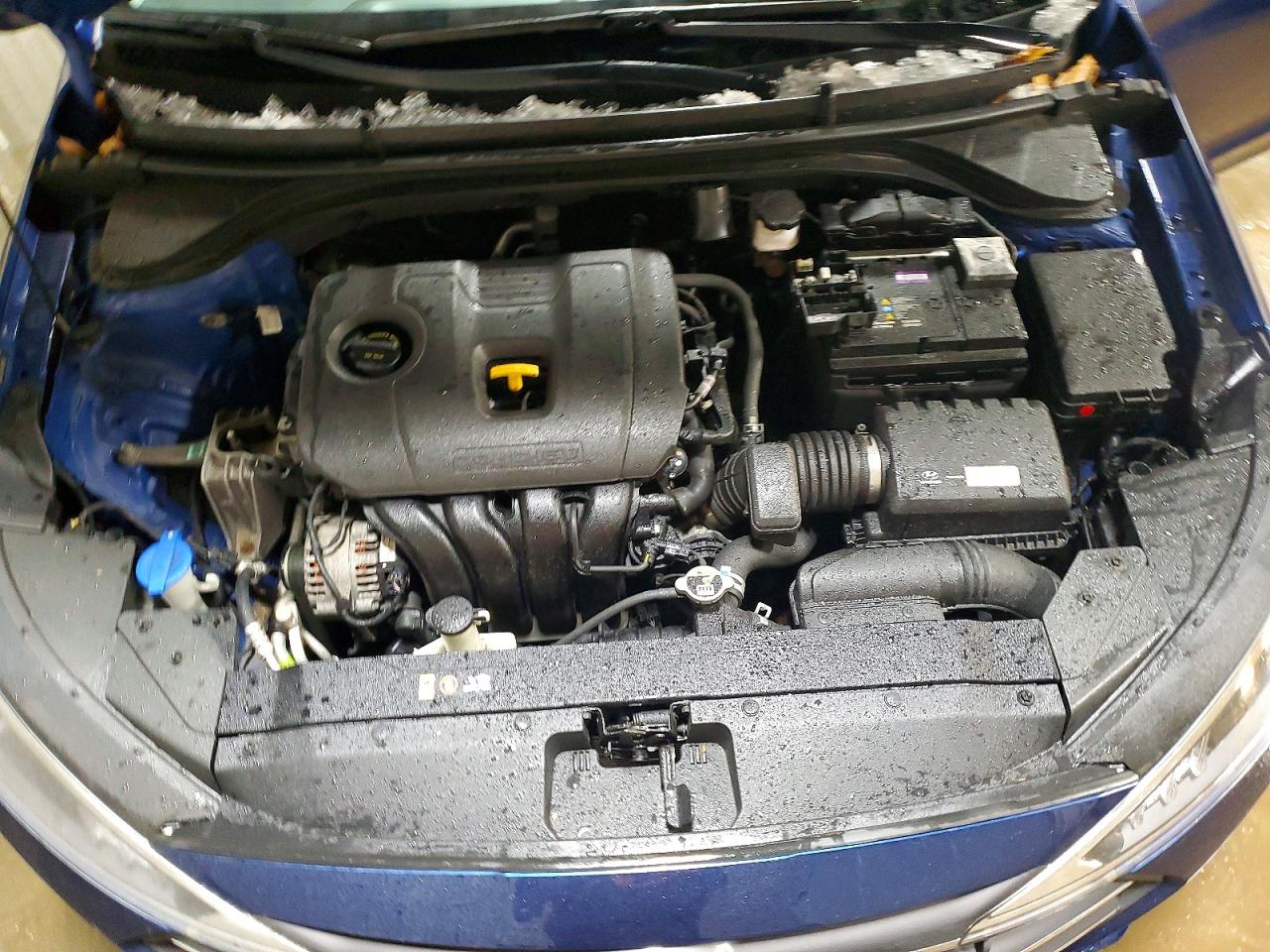 2019 HYUNDAI ELANTRA photo 21