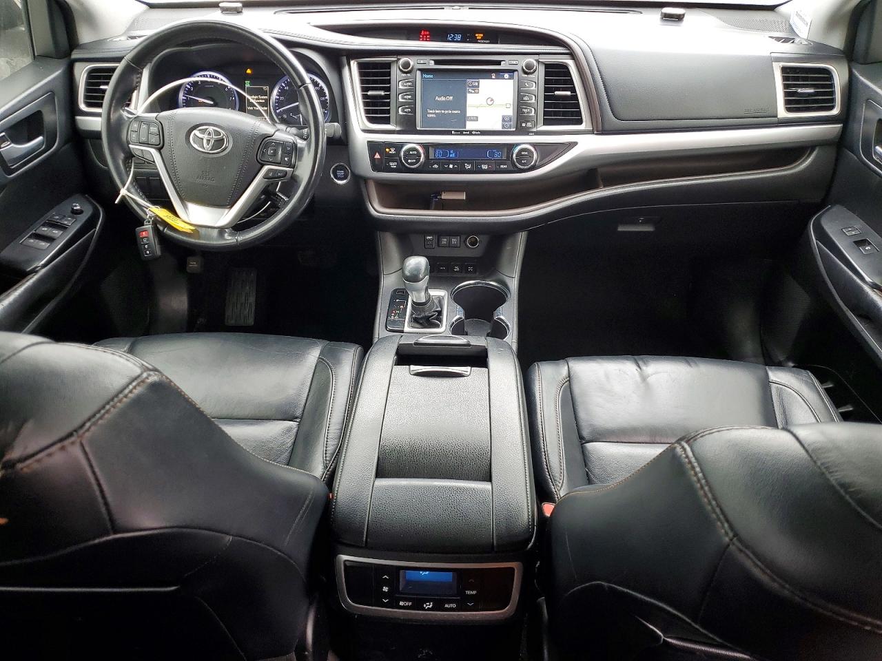 2018 TOYOTA HIGHLANDER photo 15