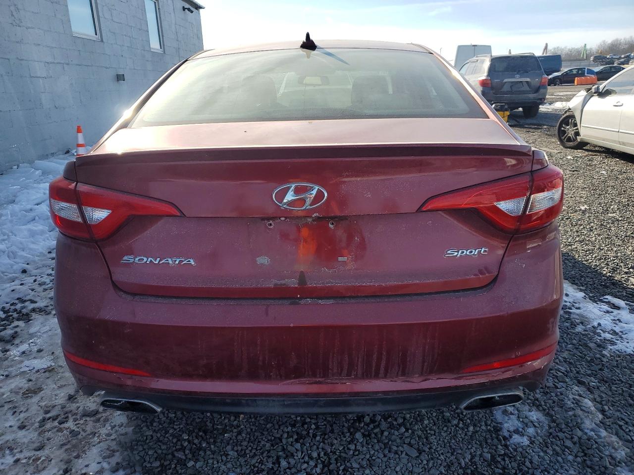 2015 HYUNDAI SONATA SPORT photo 16