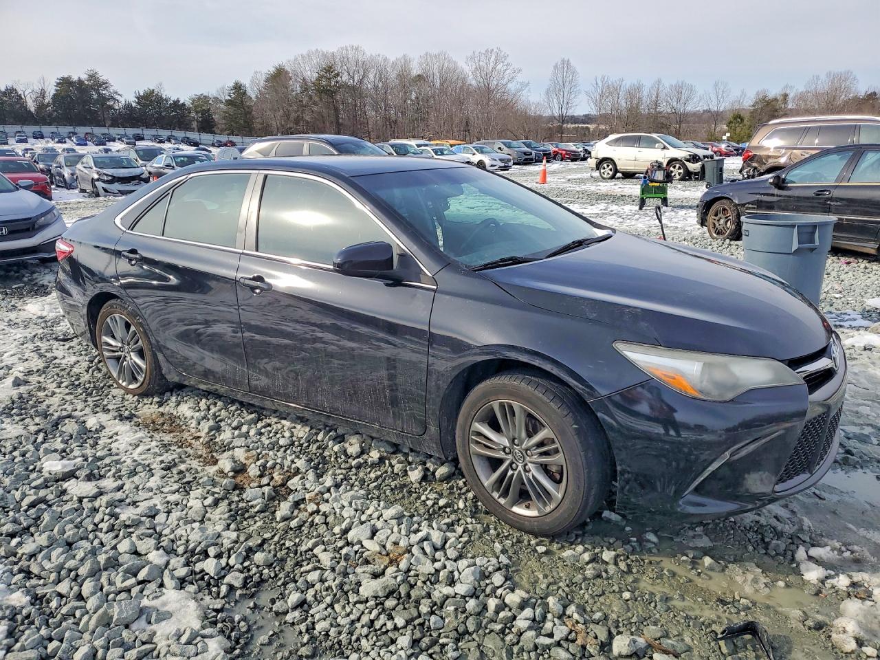 2017 TOYOTA CAMRY LE photo 7