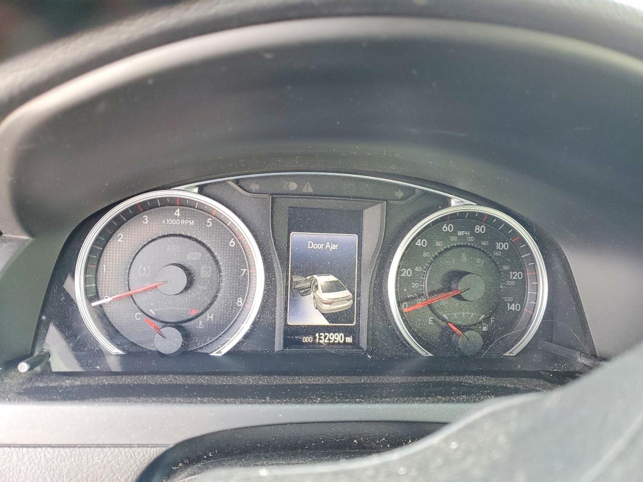 2017 TOYOTA CAMRY LE photo 17