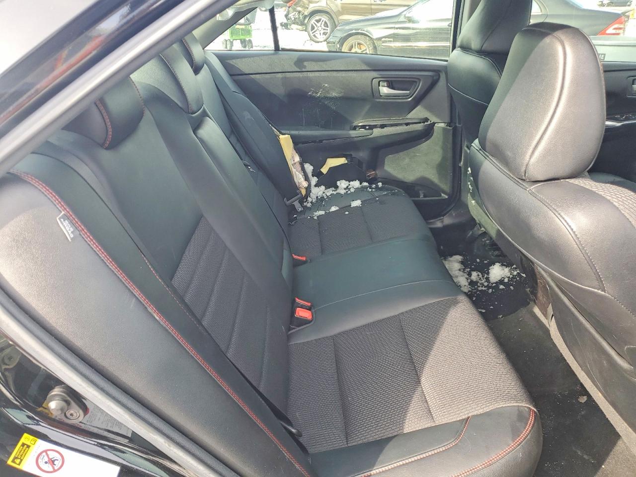 2017 TOYOTA CAMRY LE photo 19