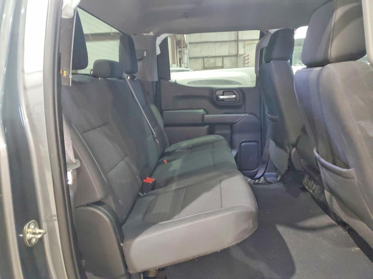 2020 CHEVROLET SILVERADO K1500 LT photo 19