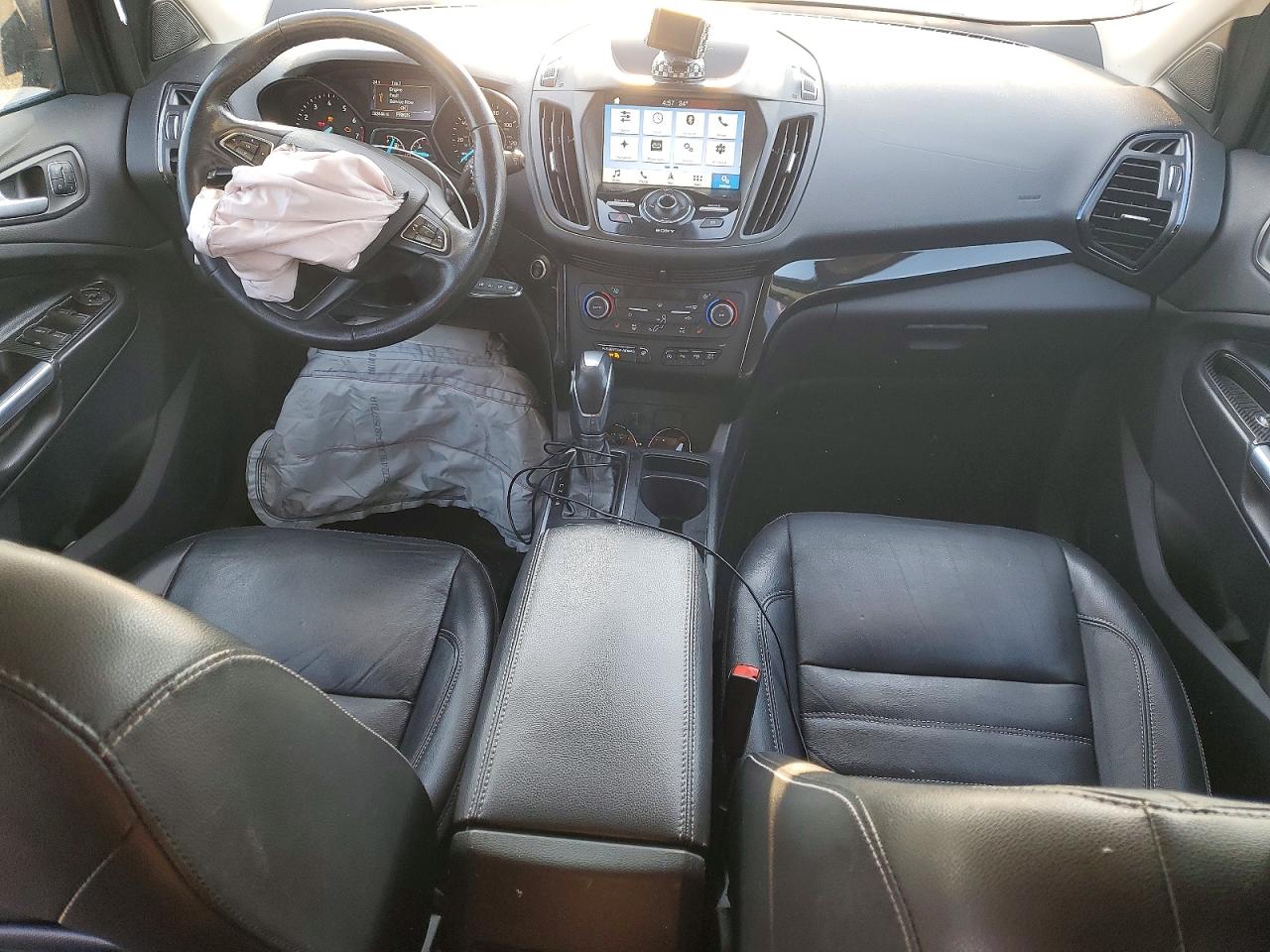 2019 FORD ESCAPE photo 15