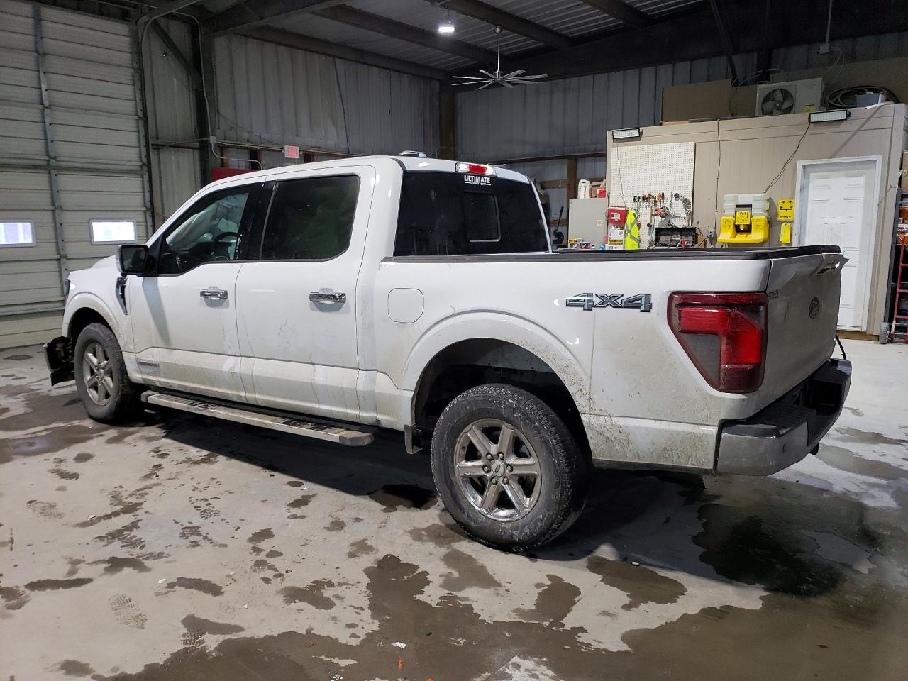 2024 FORD F150 XLT photo 3