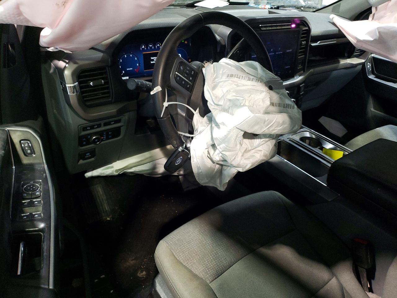 2024 FORD F150 XLT photo 15