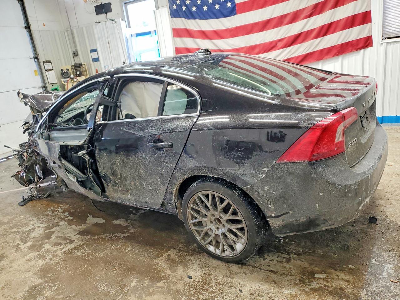 2011 VOLVO S60 T6 photo 3
