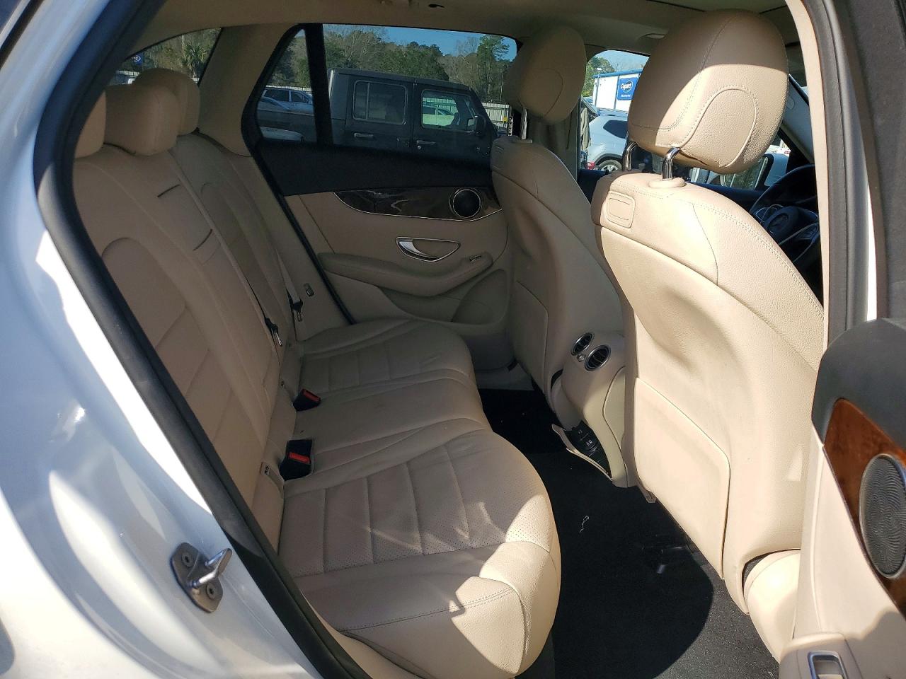 2018 MERCEDES-BENZ GLC 300 photo 11