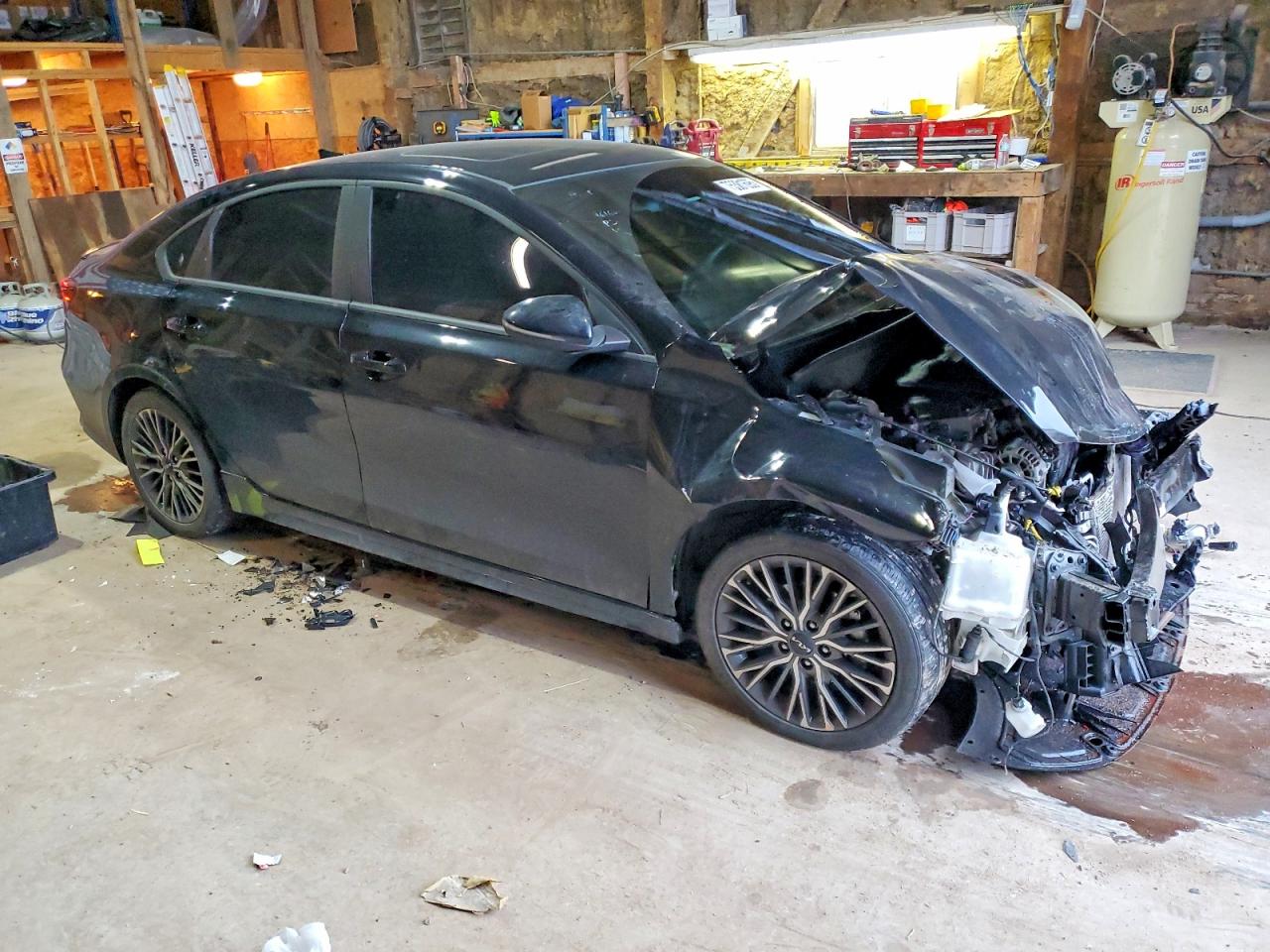 2024 KIA FORTE GT LINE photo 7