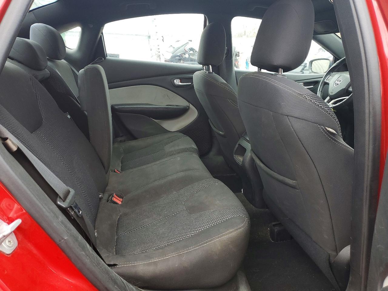 2015 DODGE DART SXT photo 10