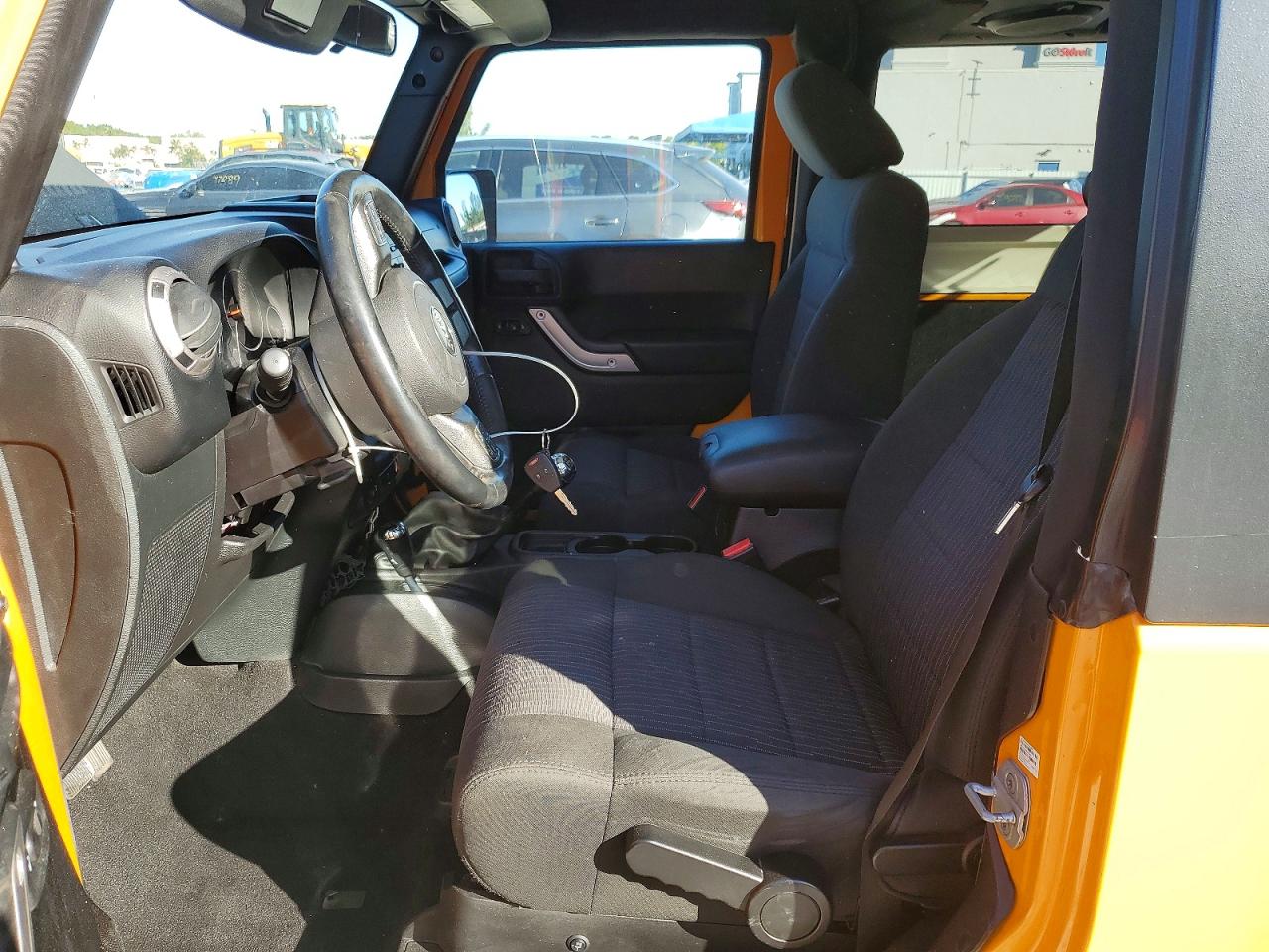 2012 JEEP WRANGLER SPORT photo 19