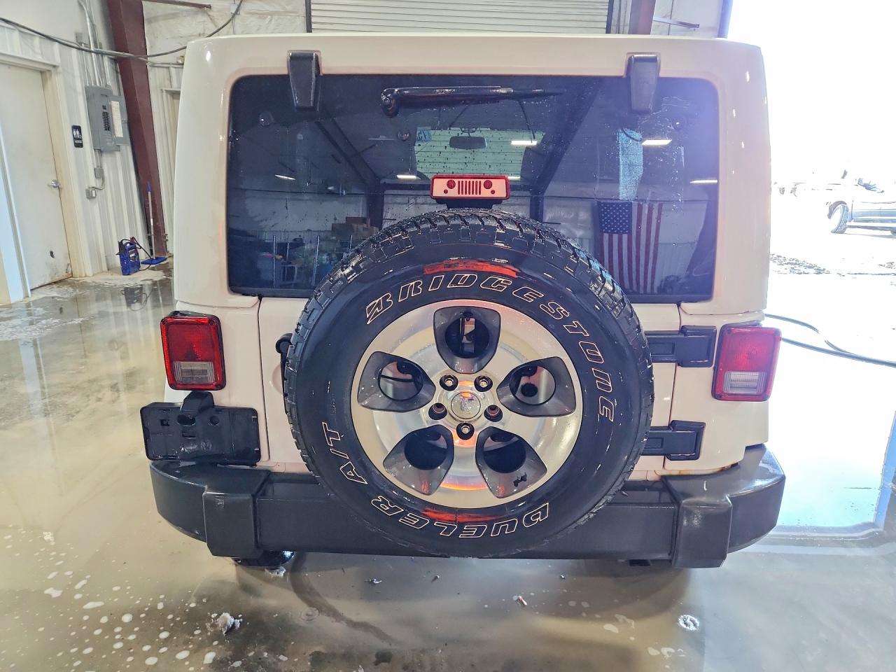 2013 JEEP WRANGLER UNLIMITED SAHARA photo 6