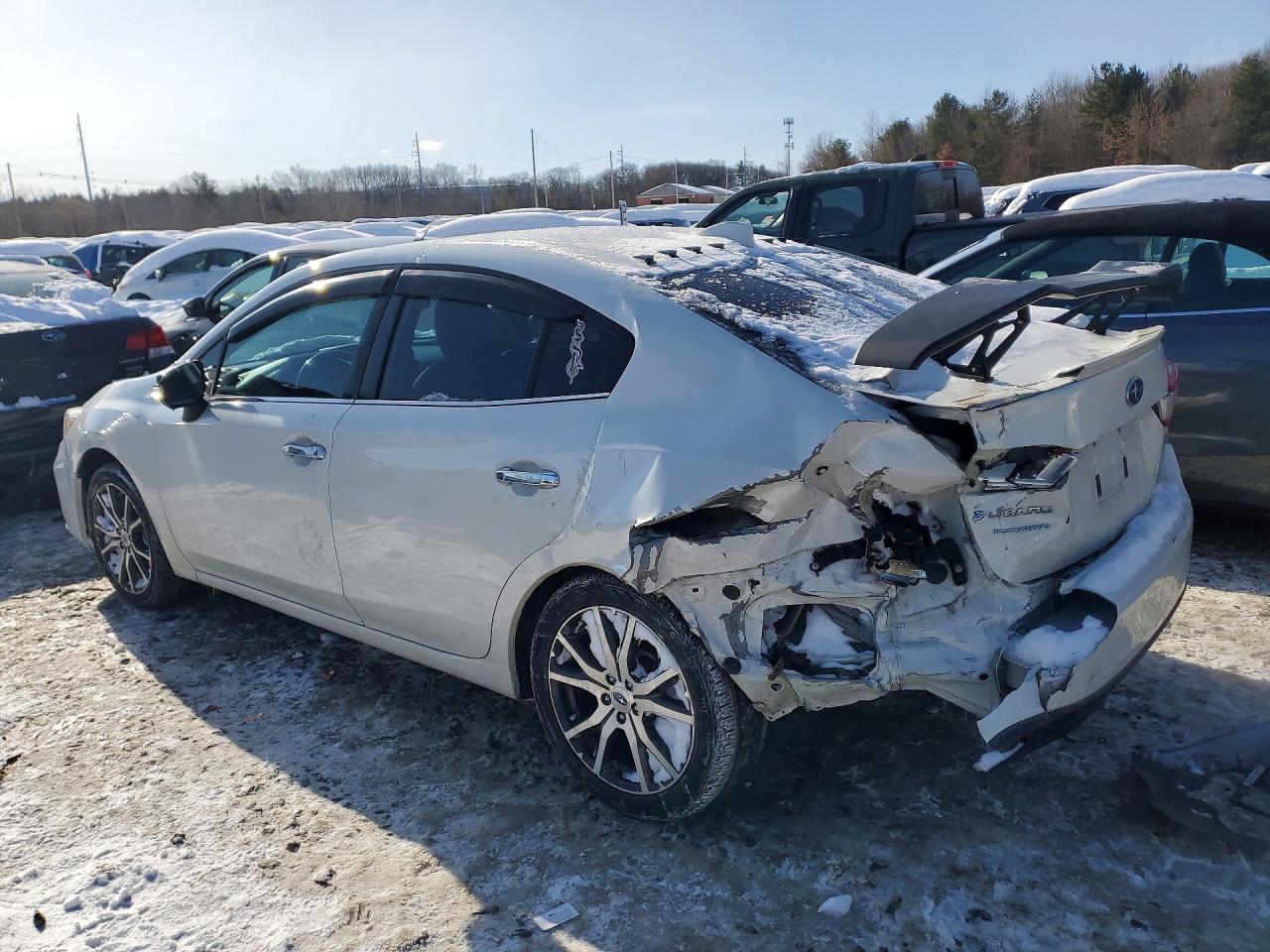 2017 SUBARU IMPREZA LIMITED photo 3