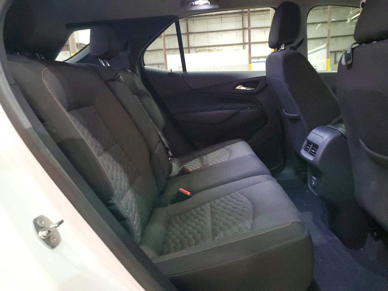 2021 CHEVROLET EQUINOX LT photo 21