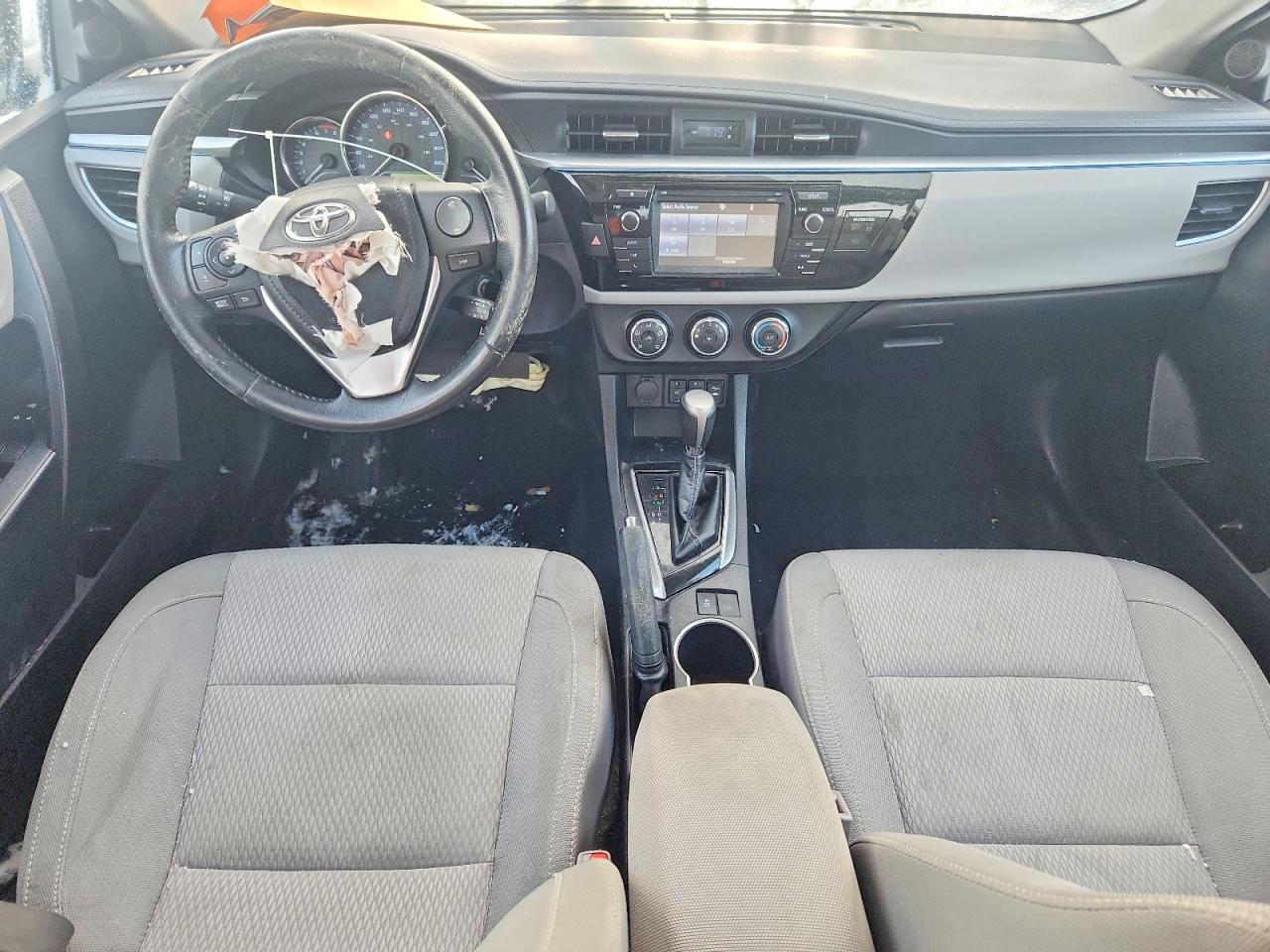 2014 TOYOTA COROLLA L photo 22