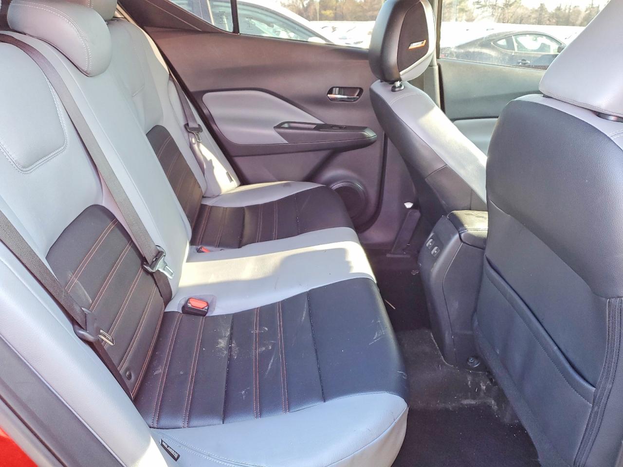 2022 NISSAN KICKS SR photo 10