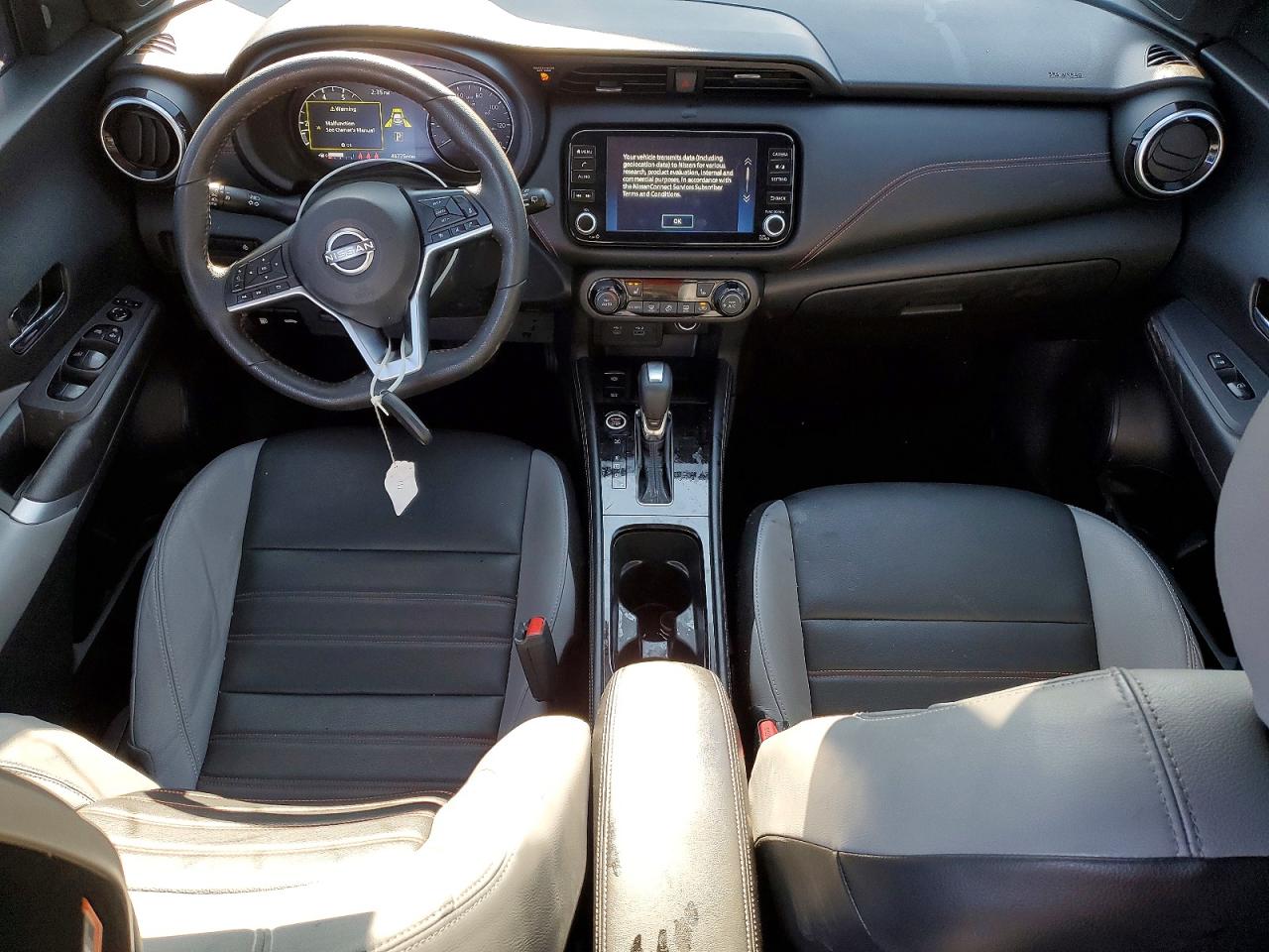 2022 NISSAN KICKS SR photo 8