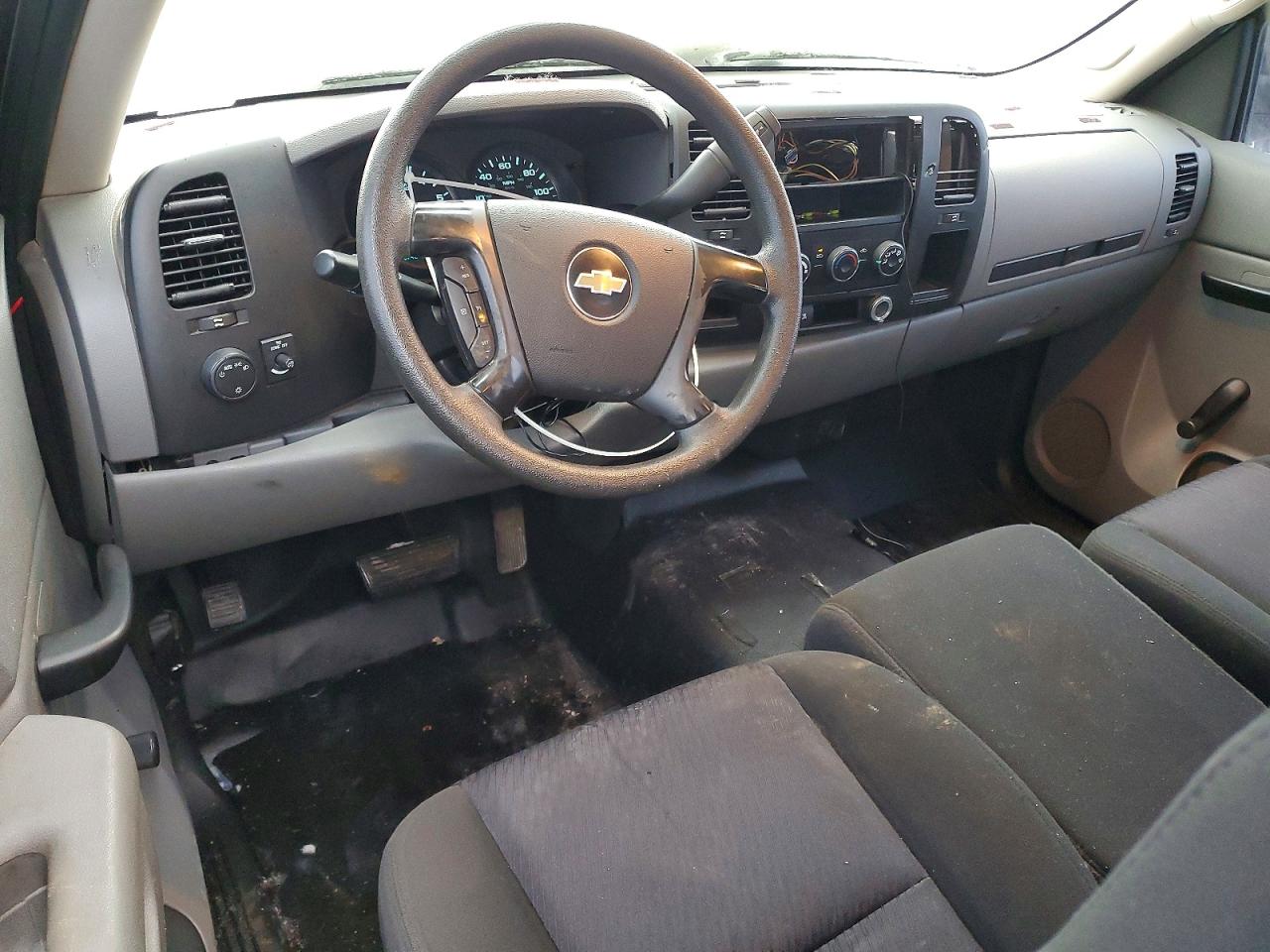 2010 CHEVROLET SILVERADO C1500 photo 22