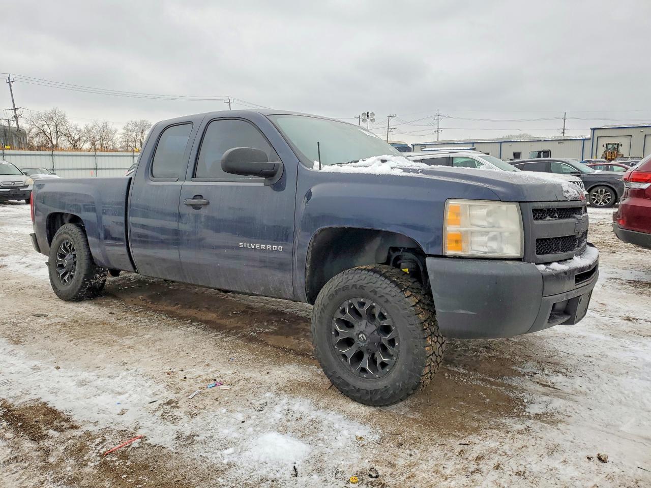 2010 CHEVROLET SILVERADO C1500 photo 10