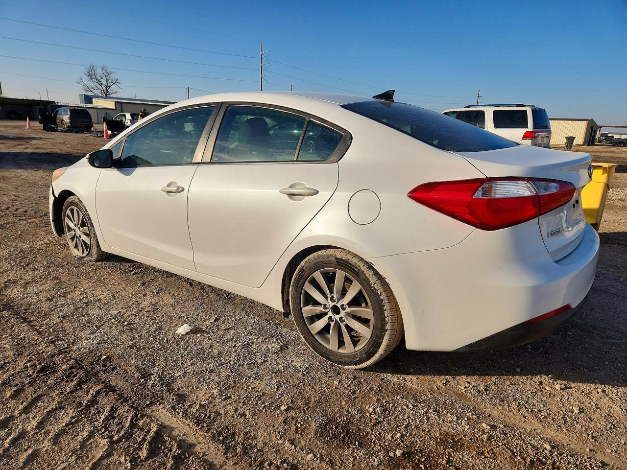 2015 KIA FORTE LX photo 4