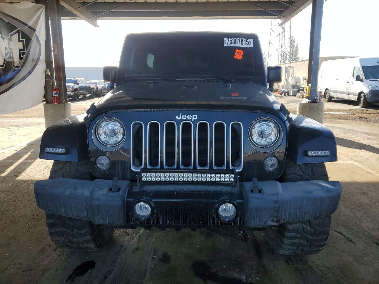 2016 JEEP WRANGLER UNLIMITED SAHARA photo 9
