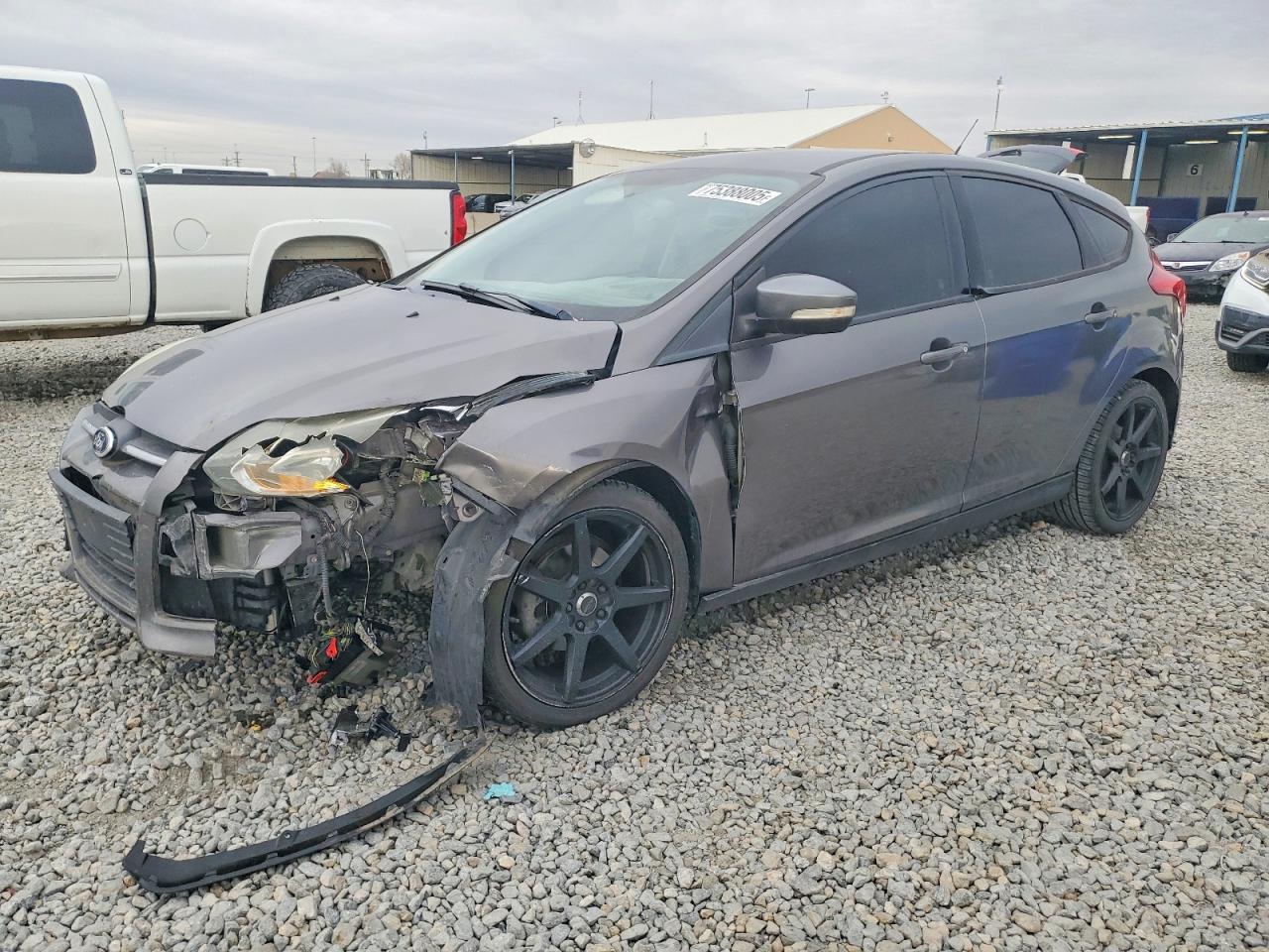 2014 FORD FOCUS SE — FRONT END damage — photo 1
