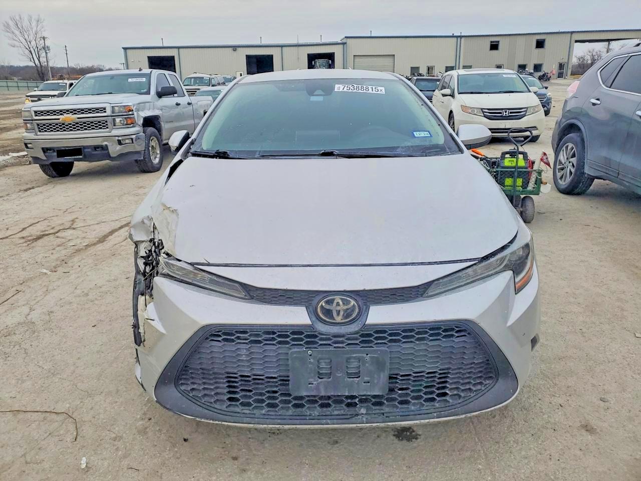 2020 TOYOTA COROLLA LE photo 9