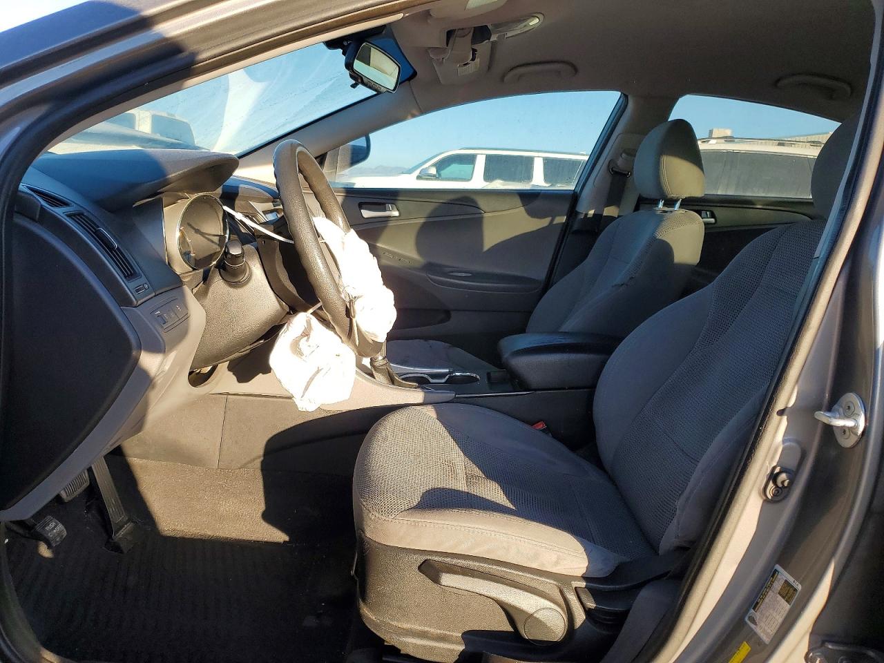 2013 HYUNDAI SONATA GLS photo 13