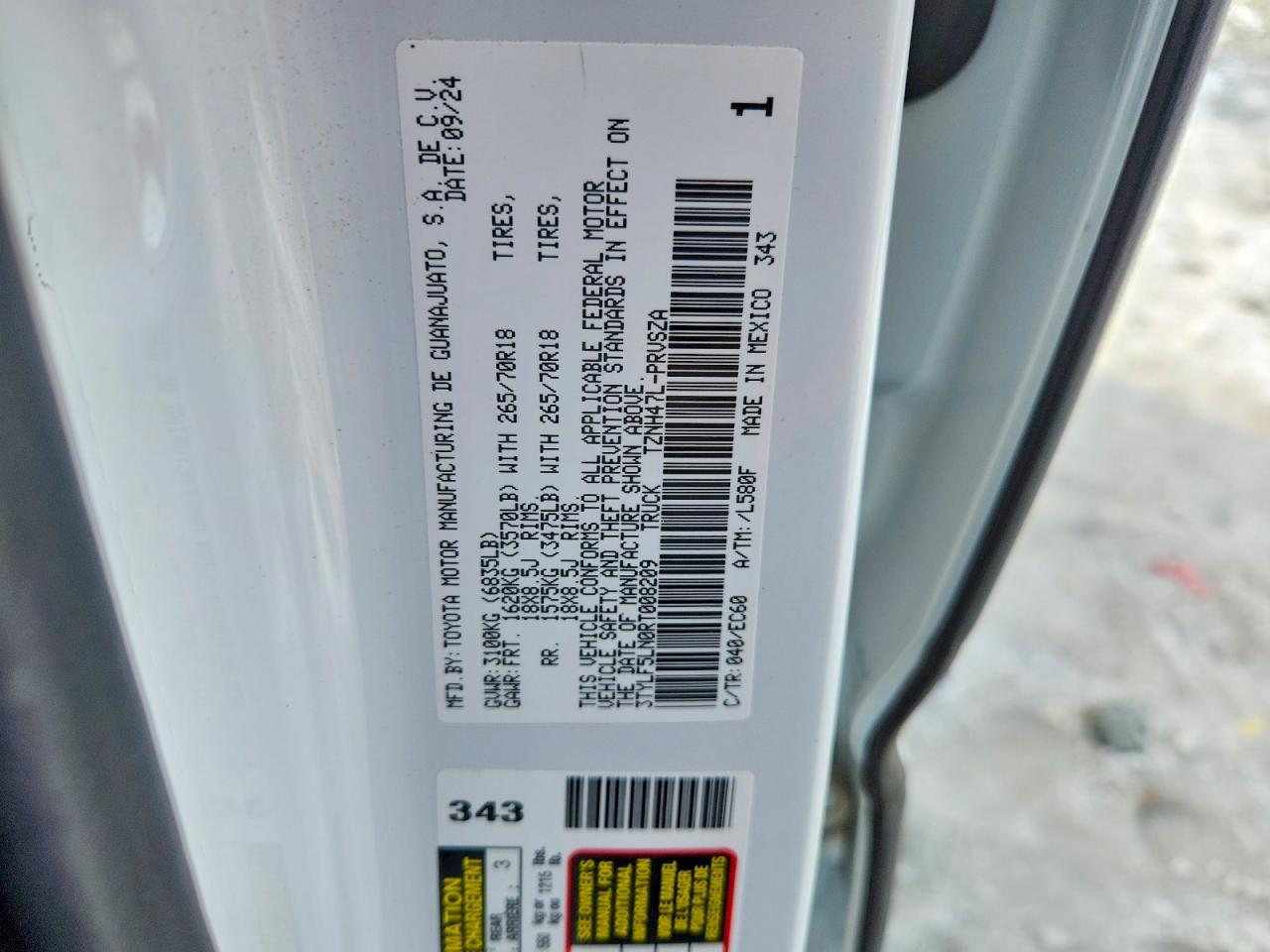 2024 TOYOTA TACOMA DOUBLE CAB photo 12