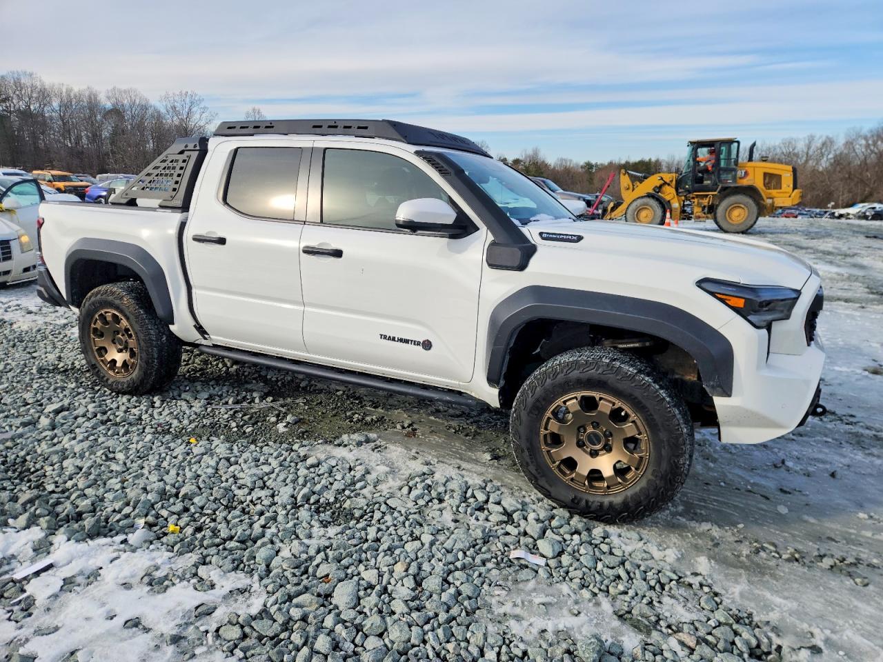 2024 TOYOTA TACOMA DOUBLE CAB photo 4