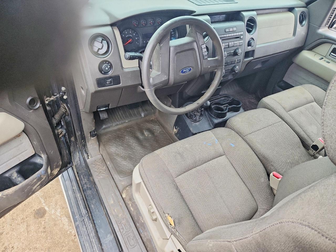 2010 FORD F150 photo 22