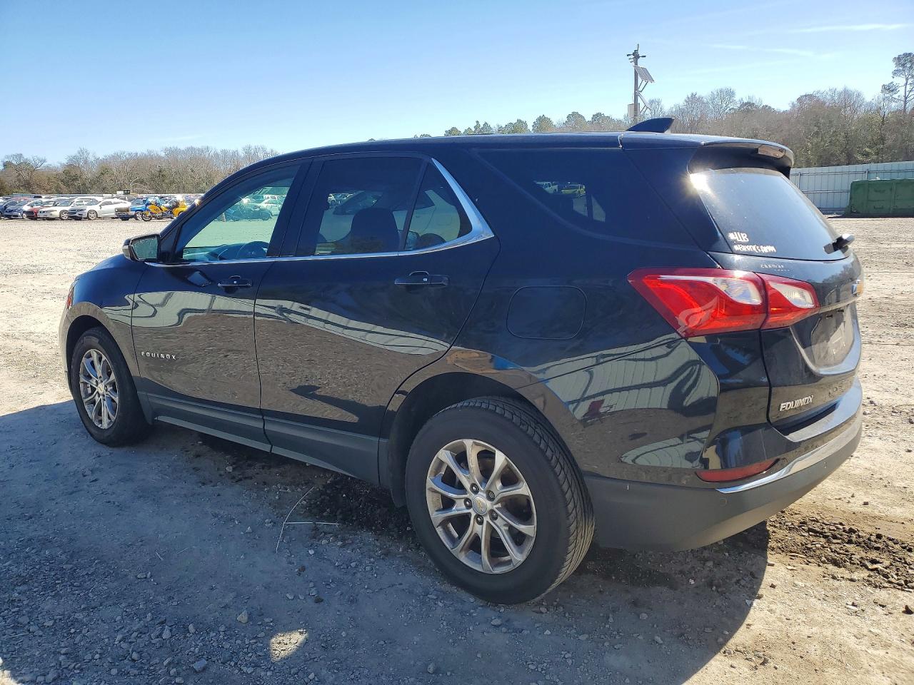 2018 CHEVROLET EQUINOX LT photo 4