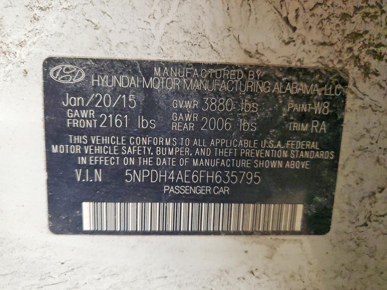 2015 HYUNDAI ELANTRA SE photo 34