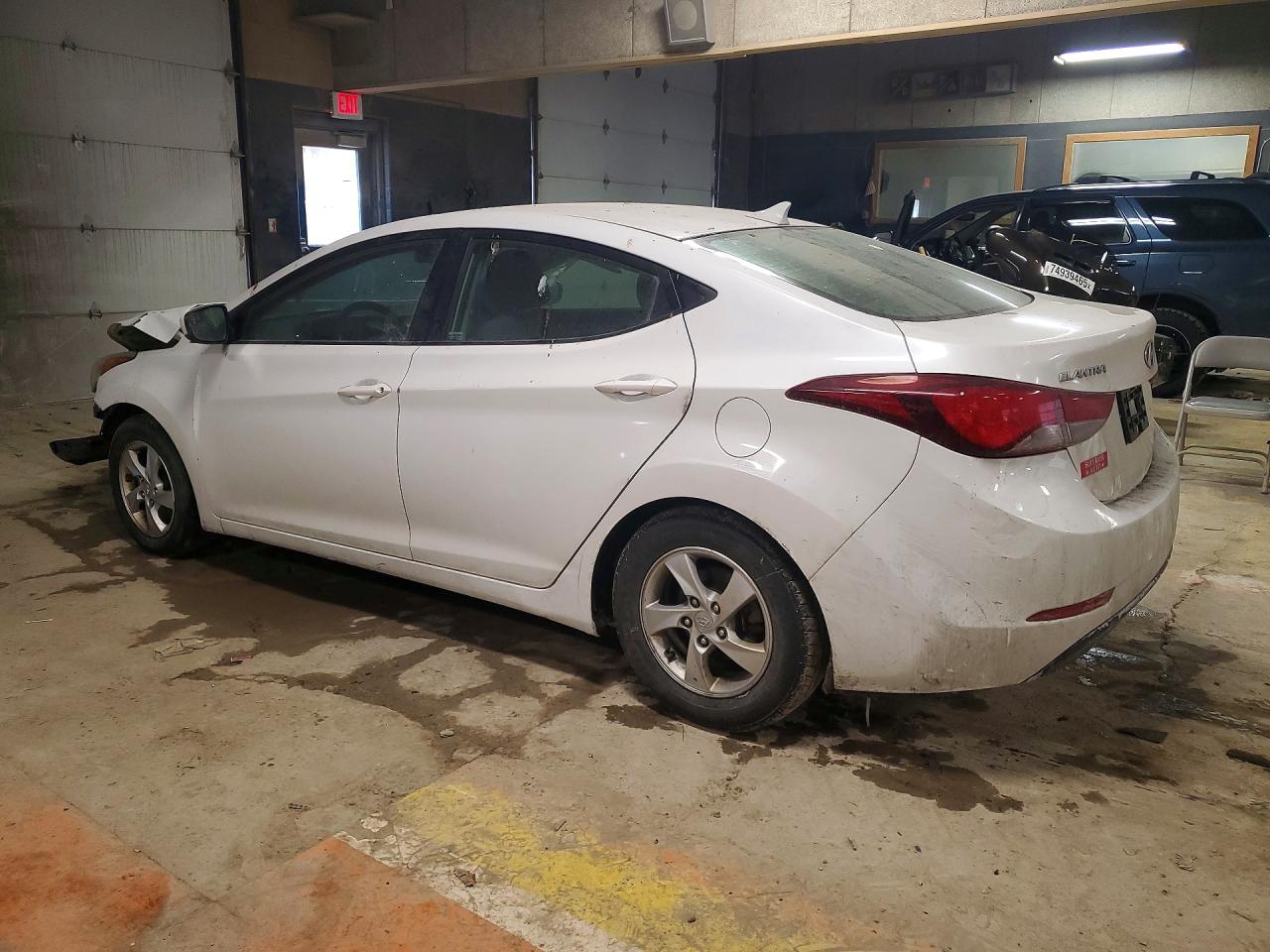 2015 HYUNDAI ELANTRA SE photo 4