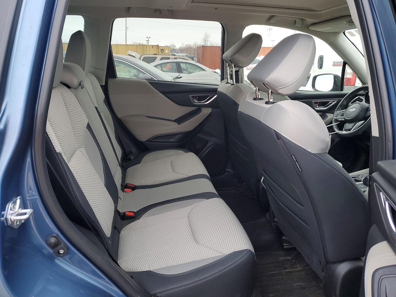 2024 SUBARU FORESTER PREMIUM photo 11