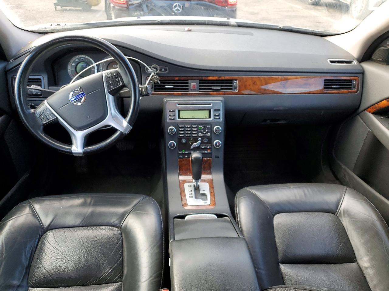 2010 VOLVO XC70 T6 photo 22