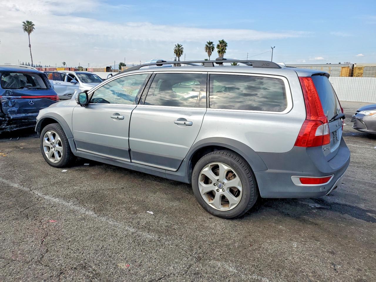 2010 VOLVO XC70 T6 photo 4