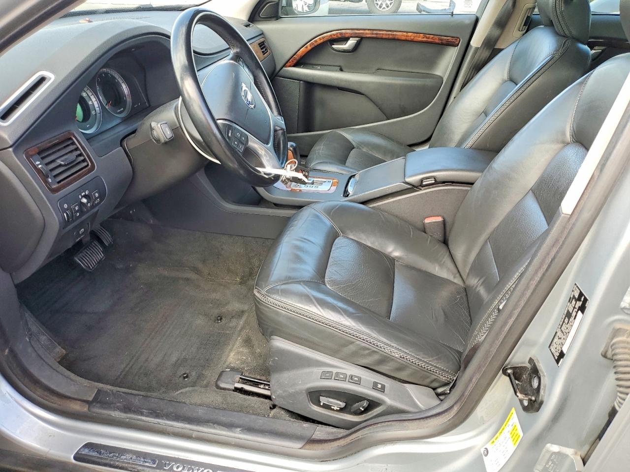 2010 VOLVO XC70 T6 photo 19
