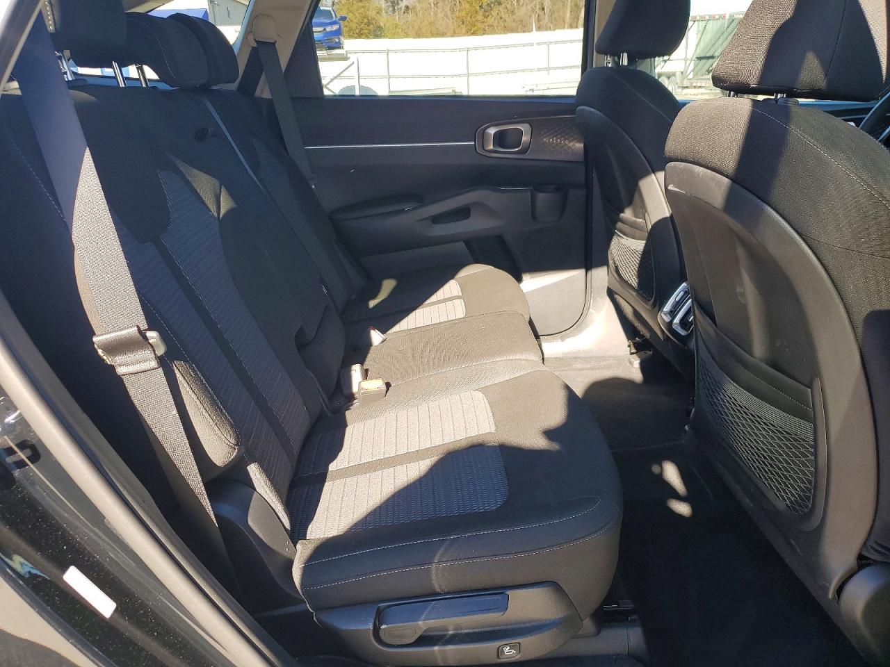 2022 KIA SORENTO LX photo 21