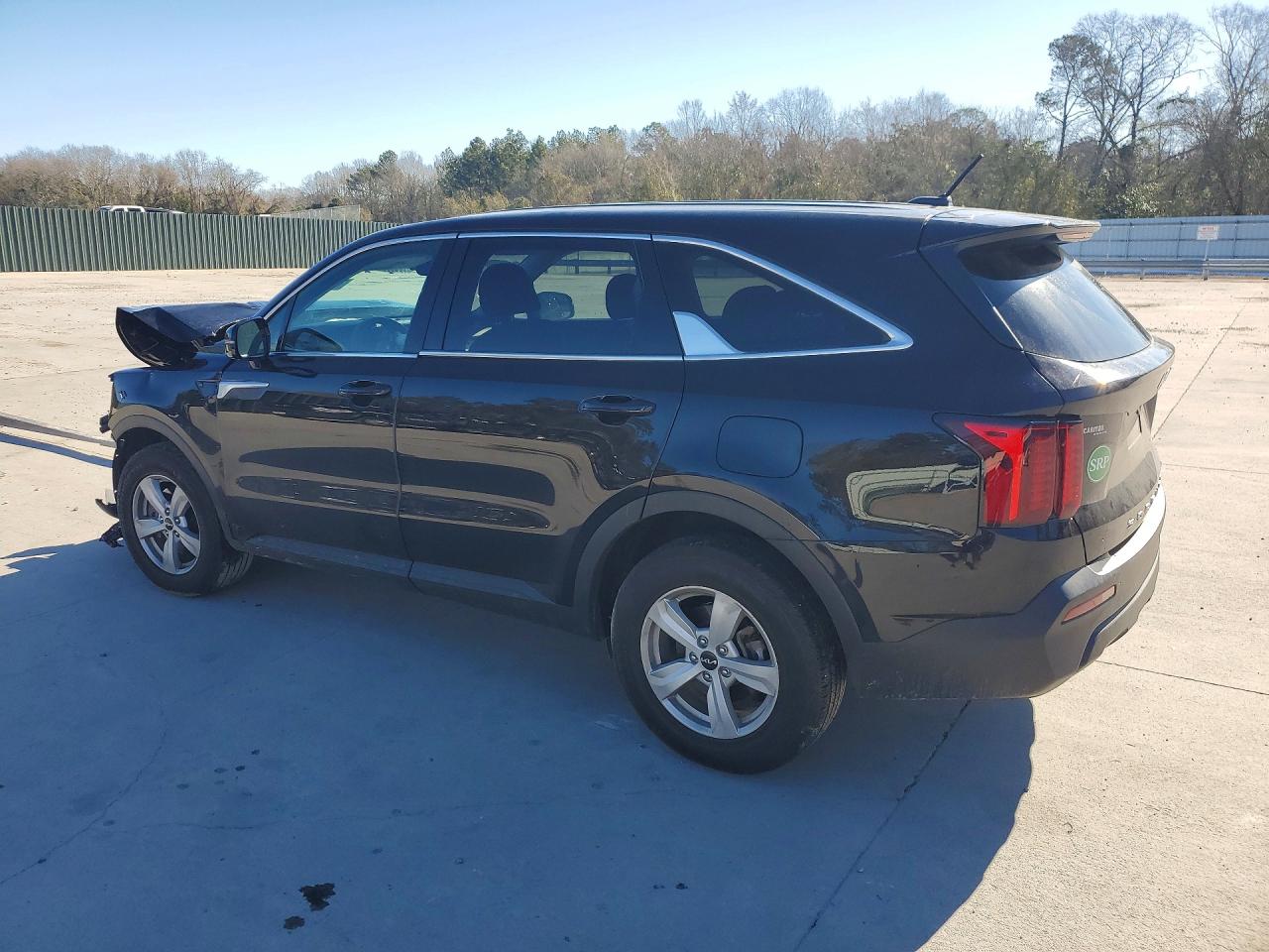 2022 KIA SORENTO LX photo 3