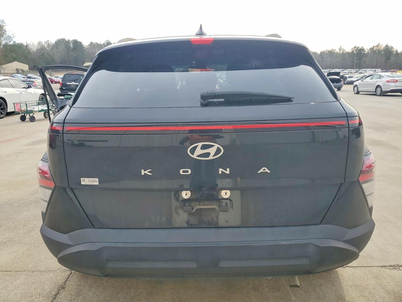 2024 HYUNDAI KONA SEL photo 11