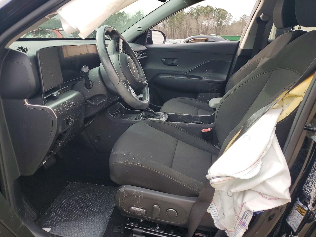 2024 HYUNDAI KONA SEL photo 13