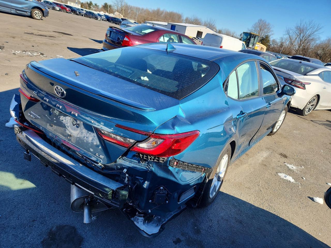 2025 TOYOTA CAMRY photo 3