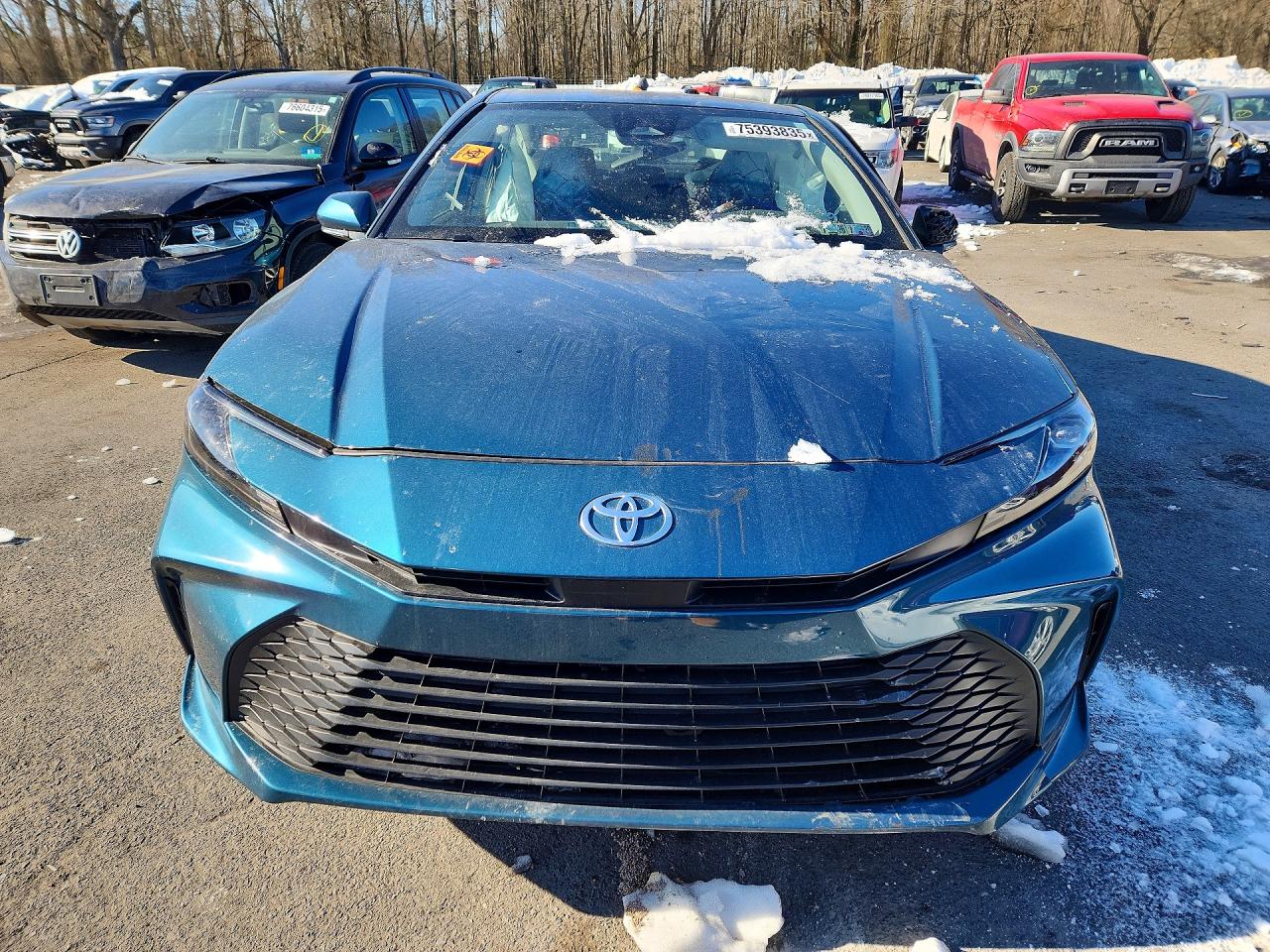 2025 TOYOTA CAMRY photo 5