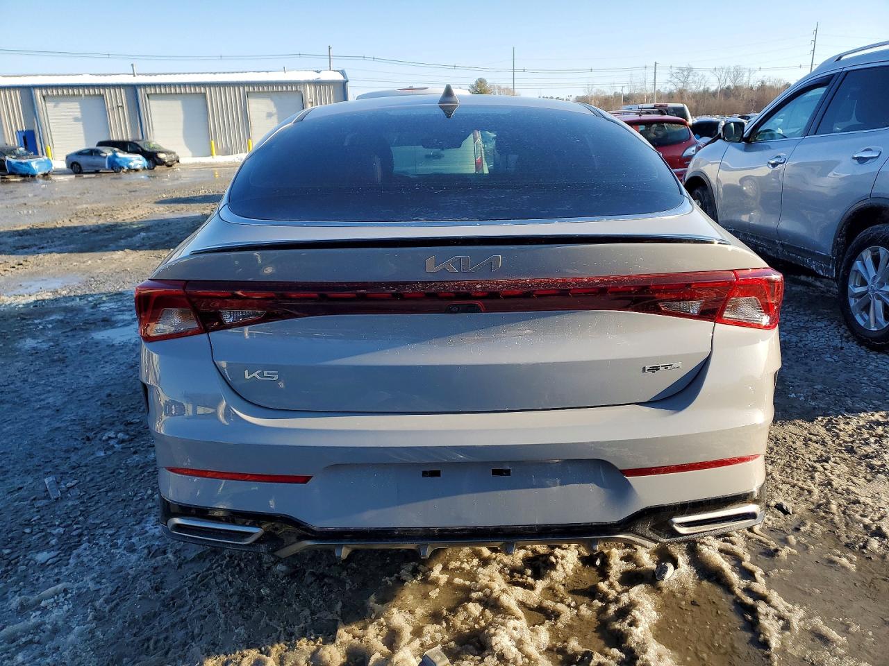 2023 KIA K5 photo 11