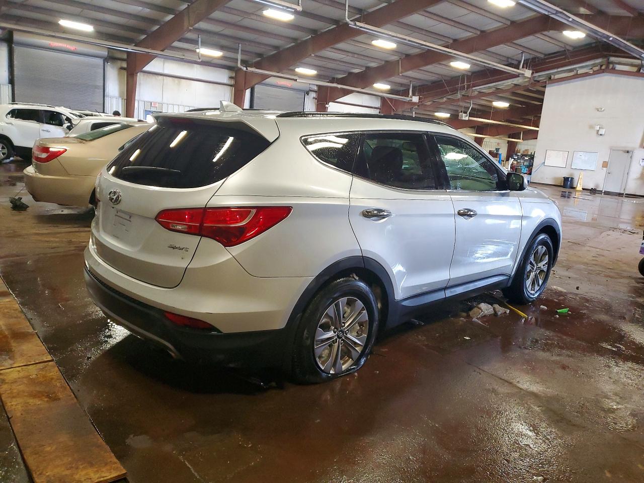 2015 HYUNDAI SANTA FE SPORT 2.4L photo 3