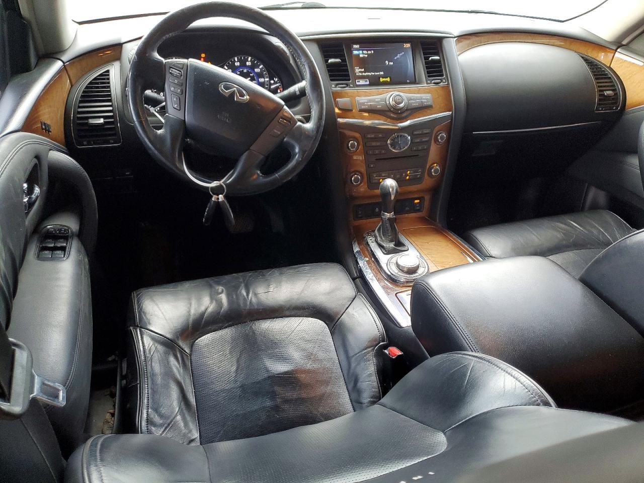 2011 INFINITI QX56 BASE photo 15
