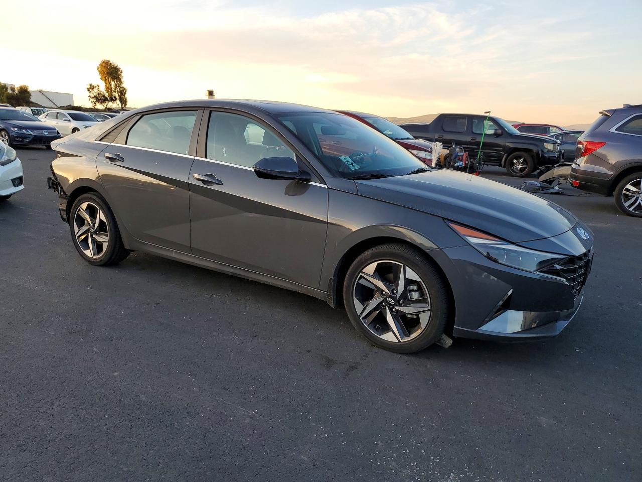 2023 HYUNDAI ELANTRA LIMITED photo 4