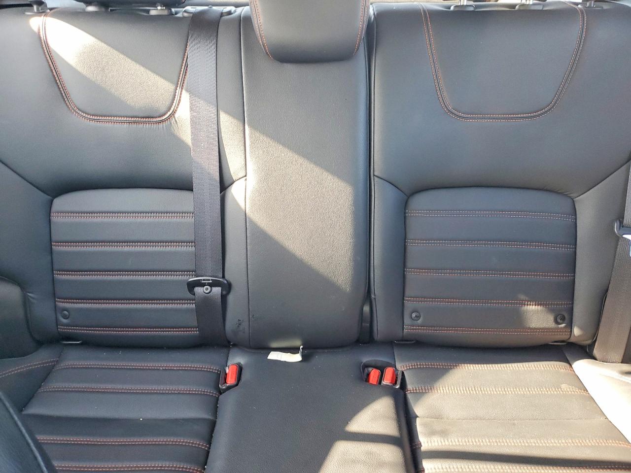 2019 NISSAN KICKS S photo 28